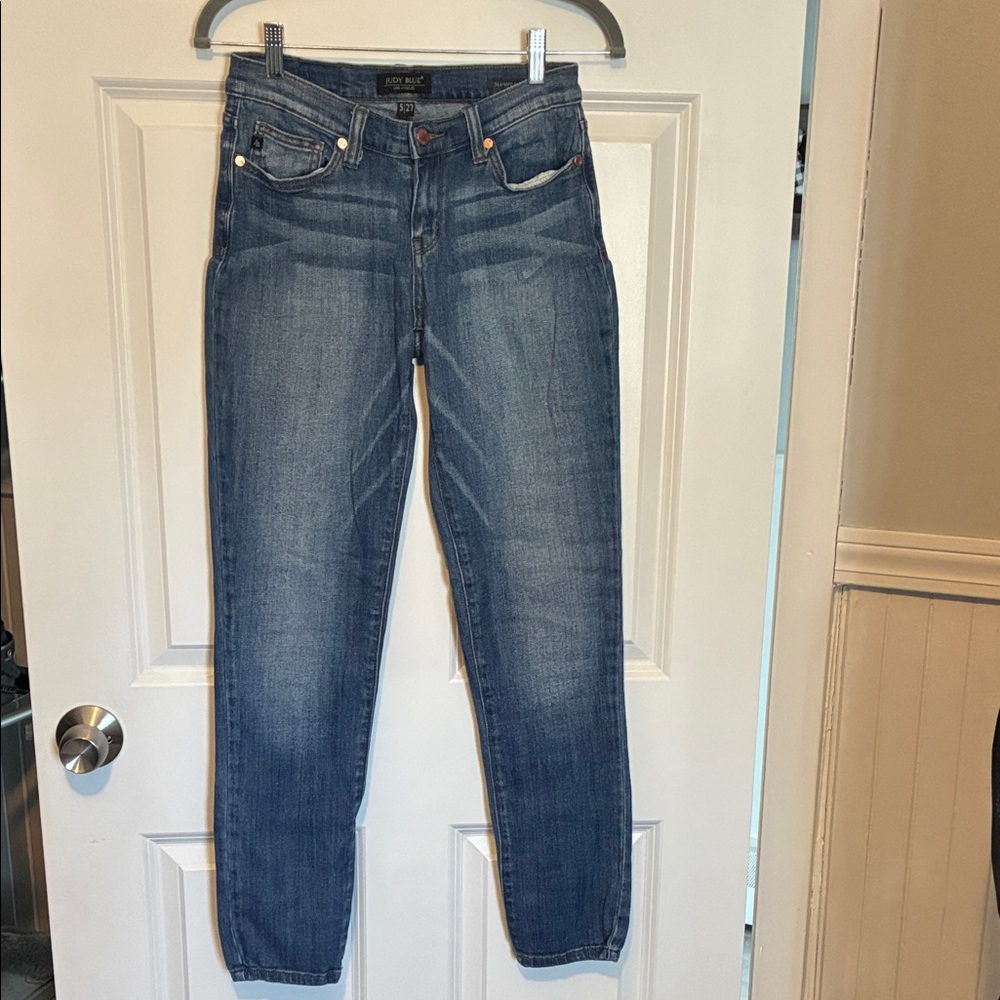 Judy Blue Women's Skinny Jeans in Medium Blue
